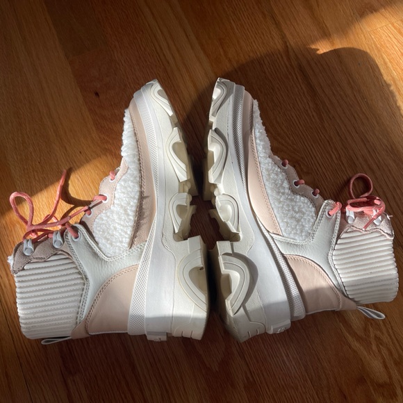 Brex cozy lace up boots- Sorel- - Picture 3 of 6